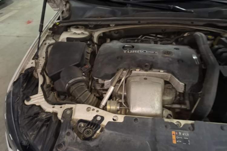 Used Buick Regal 2017 28T Prestige Model Engine Bay Right