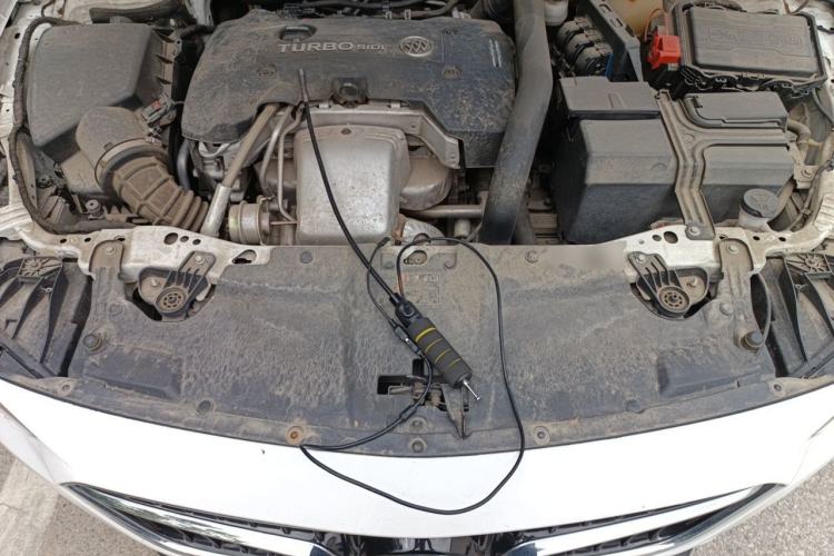 Used Buick Regal 2017 28T Luxury Edition Engine Bay