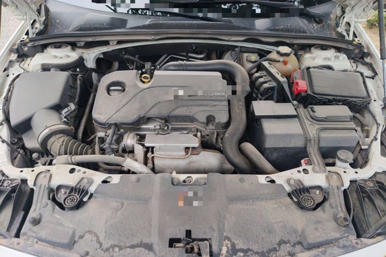 Used Buick Regal 2017 20T Luxury Model Engine Bay
