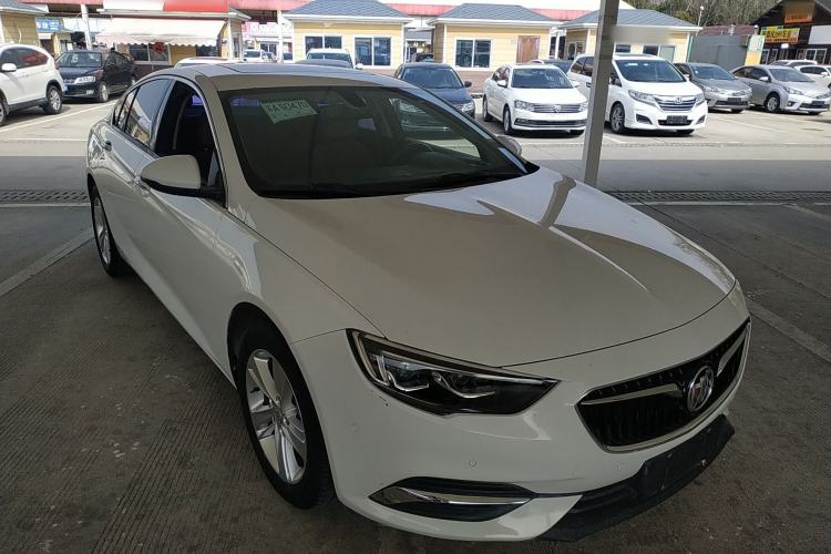 Used Buick Regal 2017 20T Luxury Model Exterior 1