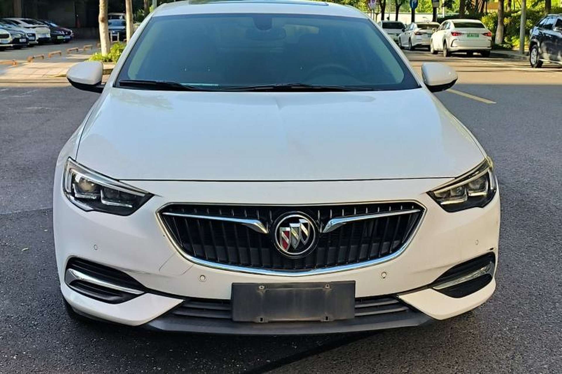 Used Buick Regal 2017 28T Luxury Edition Exterior 1