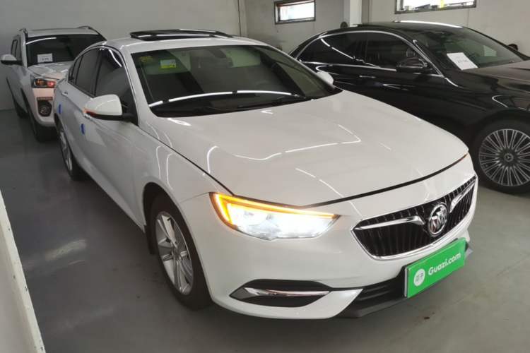 Used Buick Regal 2017 20T Elite Edition Exterior 1