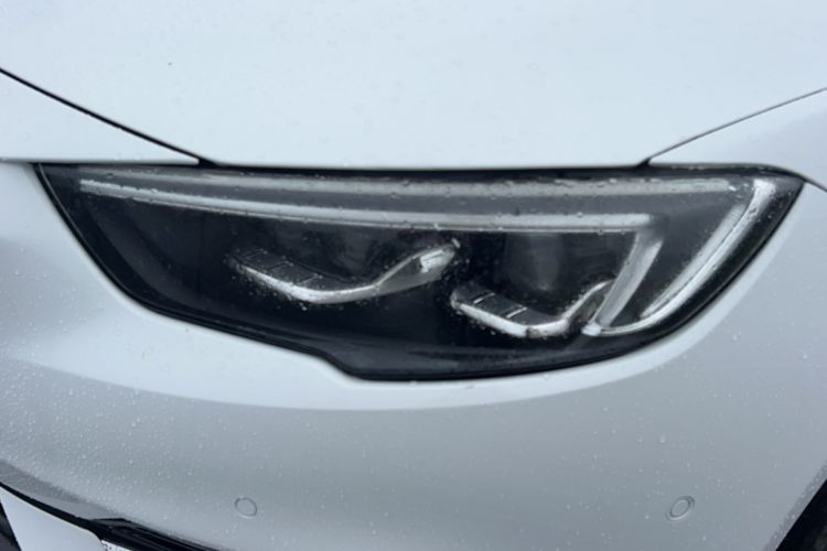 Used Buick Regal 2017 20T Luxury Model Exterior 11