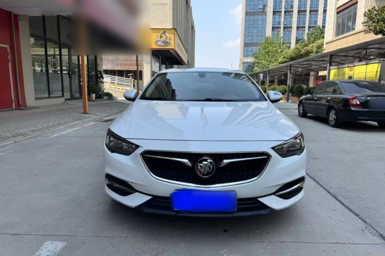 Used Buick Regal 2017 20T Elite Edition Exterior 2