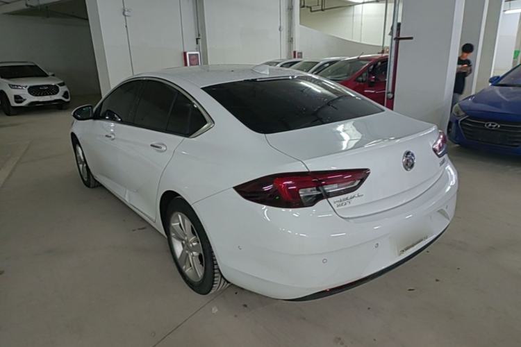 Used Buick Regal 2017 20T Prestige Model Exterior 2