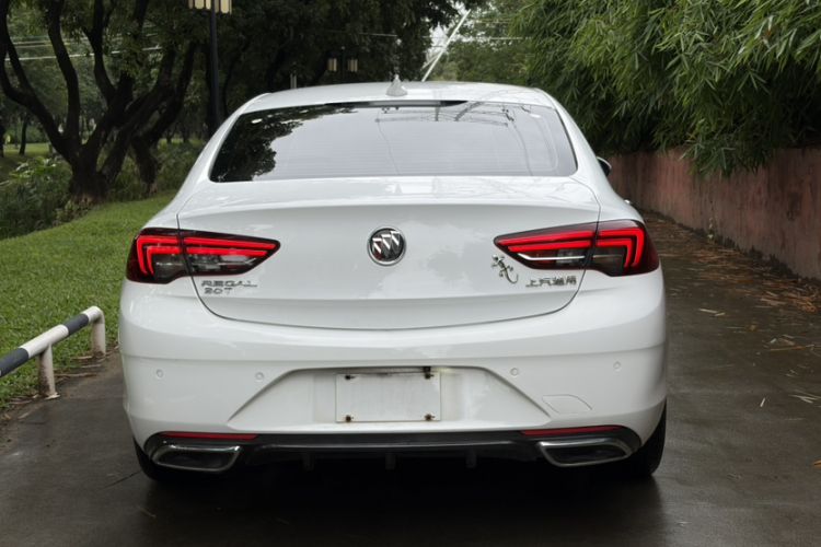 Used Buick Regal 2017 20T Elite Edition Exterior 2