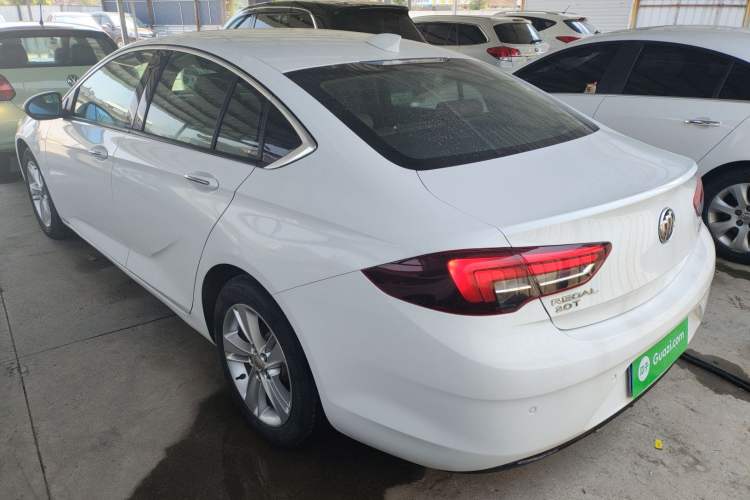 Used Buick Regal 2017 20T Elite Edition Exterior 2