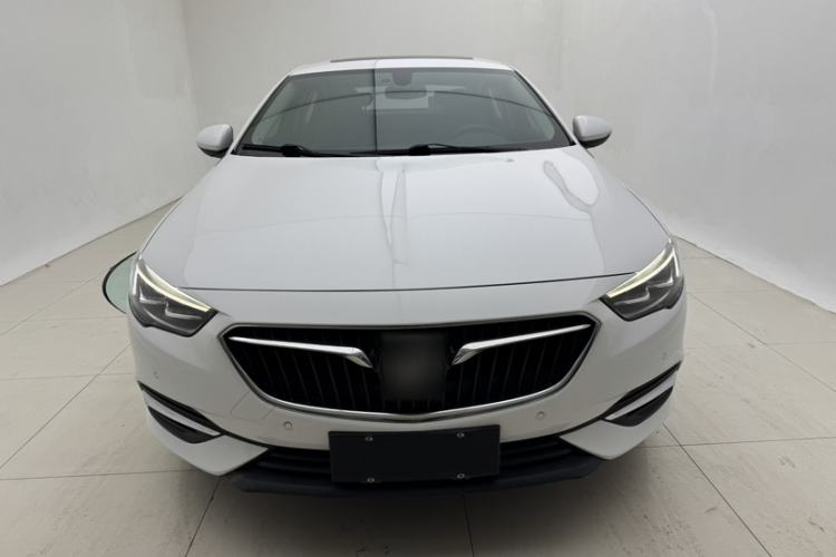 Used Buick Regal 2017 20T Luxury Model Exterior 2