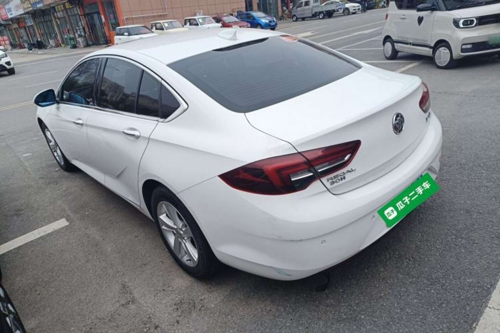 Used Buick Regal 2017 20T Elite Edition Exterior 2
