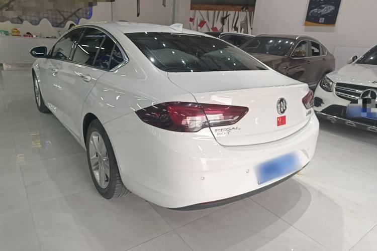 Used Buick Regal 2017 20T Elite Edition Exterior 2