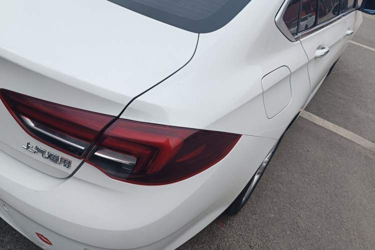 Used Buick Regal 2017 20T Elite Edition Exterior 3