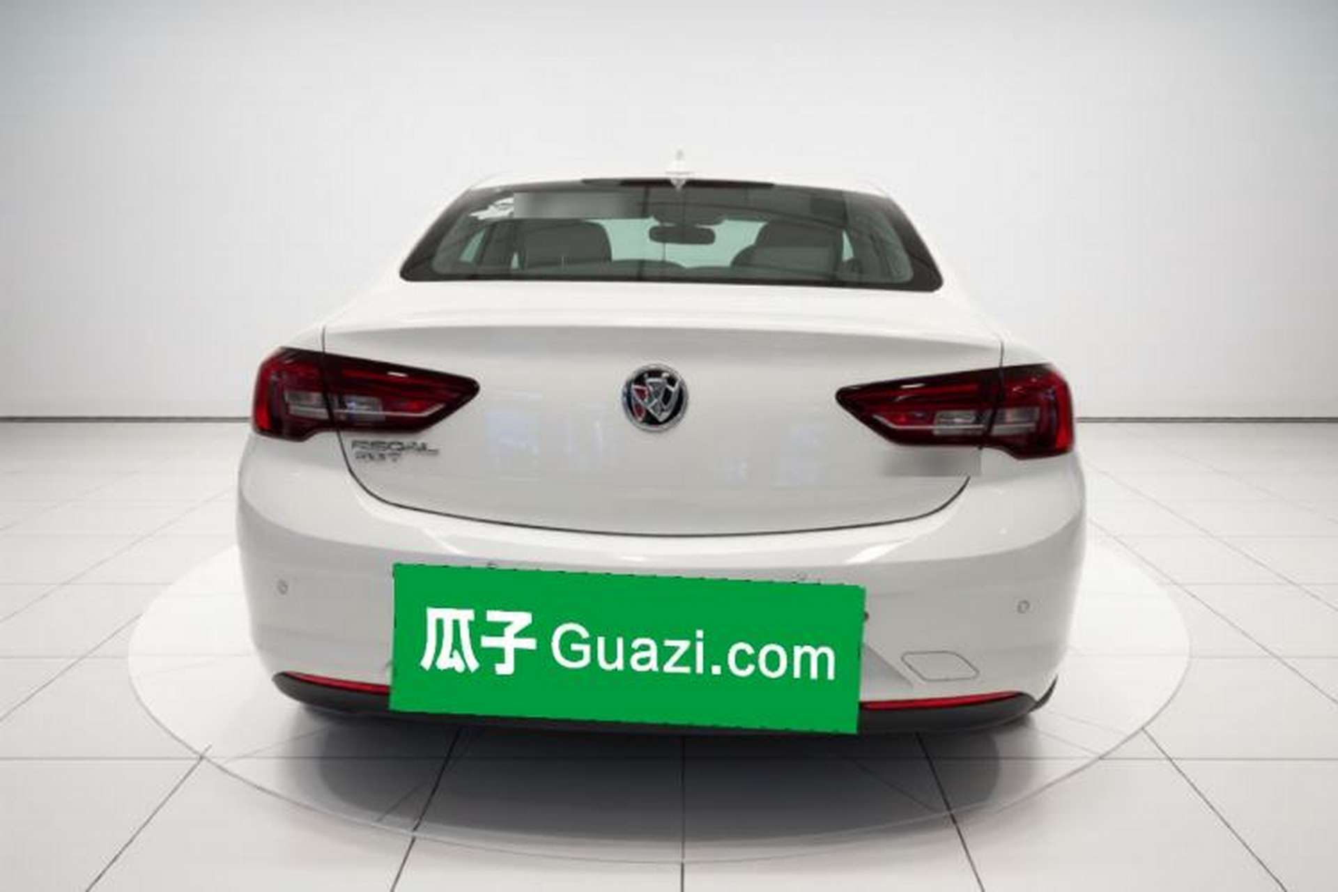 Used Buick Regal 2017 20T Luxury Model Exterior 4