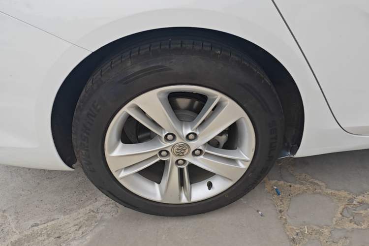Used Buick Regal 2017 20T Elite Edition Exterior 5