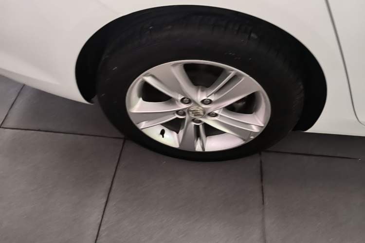 Used Buick Regal 2017 20T Elite Edition Exterior 5