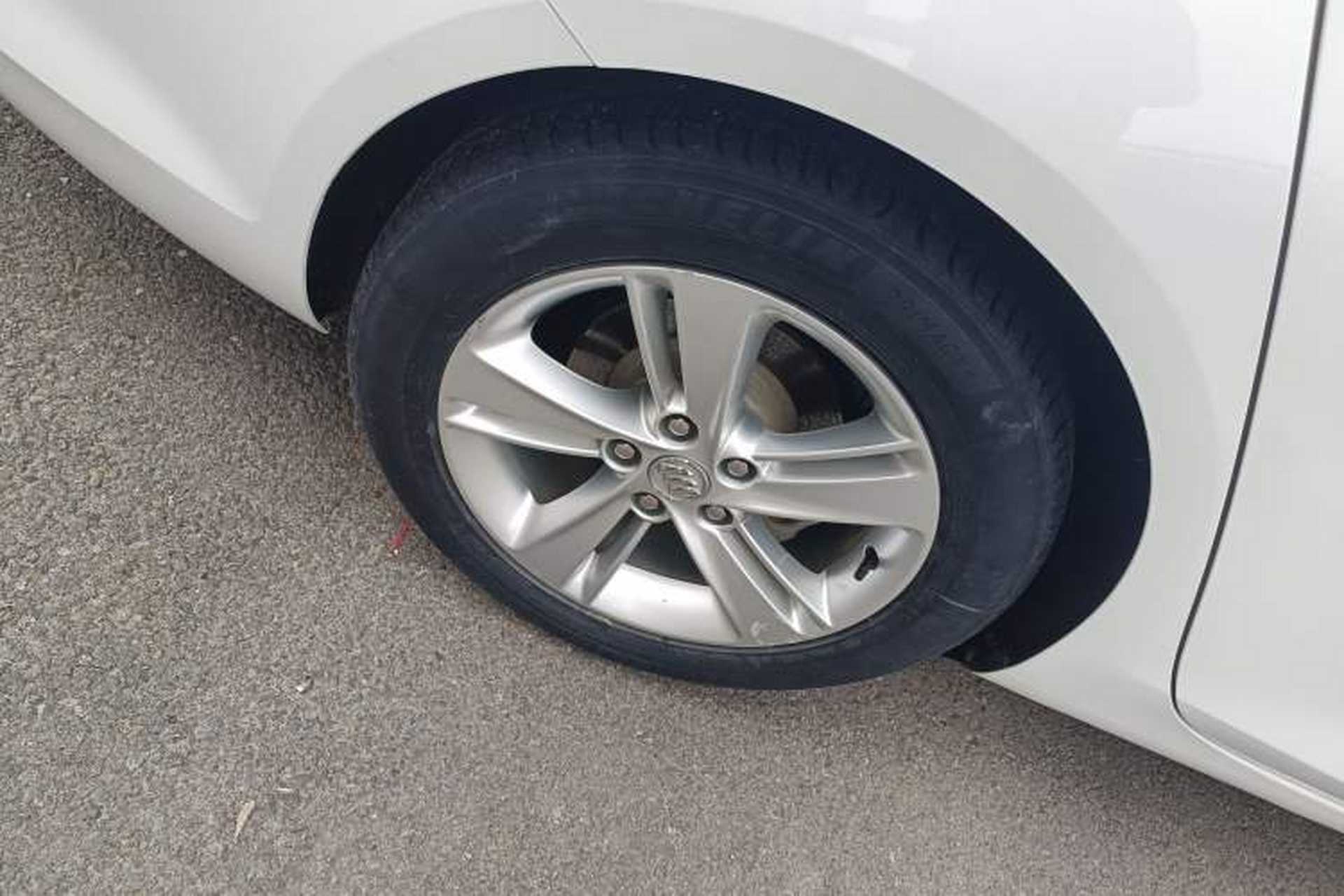 Used Buick Regal 2017 20T Elite Edition Exterior 5