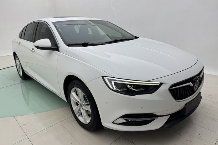 Used Buick Regal 2017 20T Luxury Model Exterior 6
