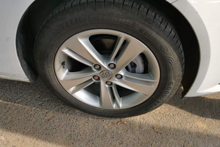 Used Buick Regal 2017 20T Elite Edition Exterior 7