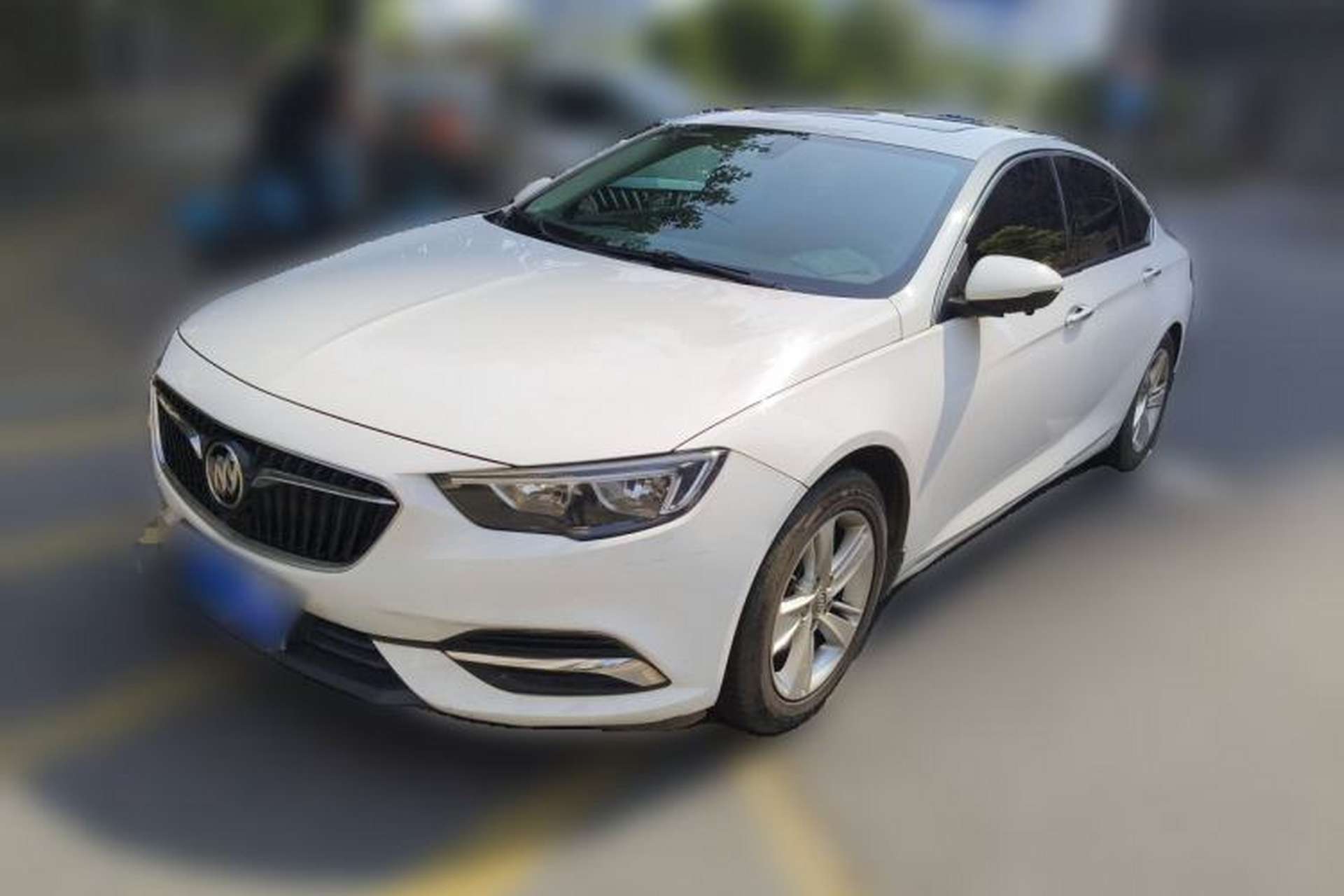 Used Buick Regal 2017 20T Elite Edition Front Left 45 Deg