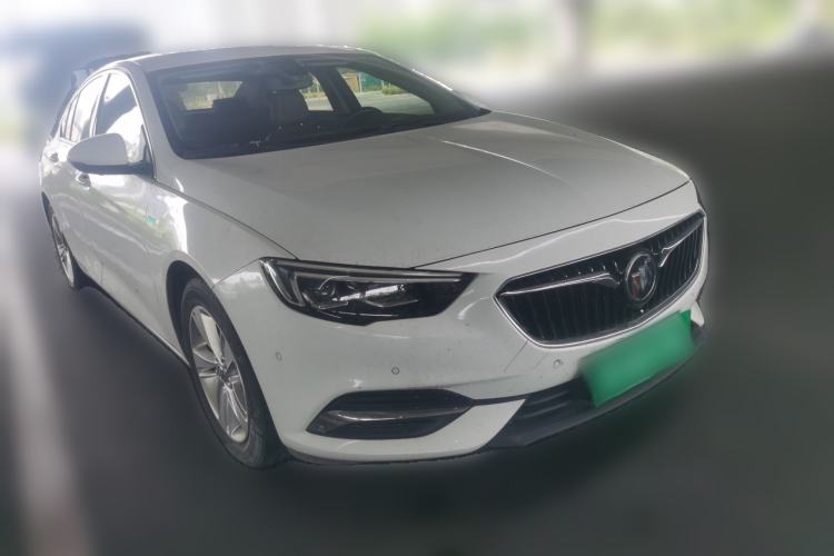 Used Buick Regal 2017 20T Prestige Model Front Right 45 Deg