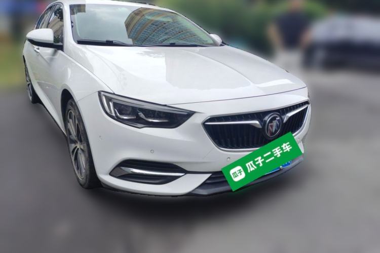 Used Buick Regal 2017 28T Prestige Model Front Right 45 Deg