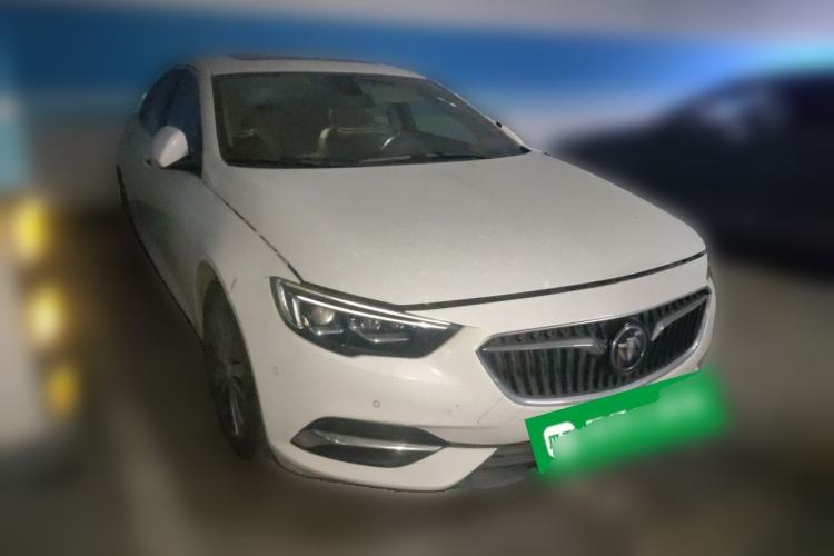 Used Buick Regal 2017 28T Prestige Model Front Right 45 Deg
