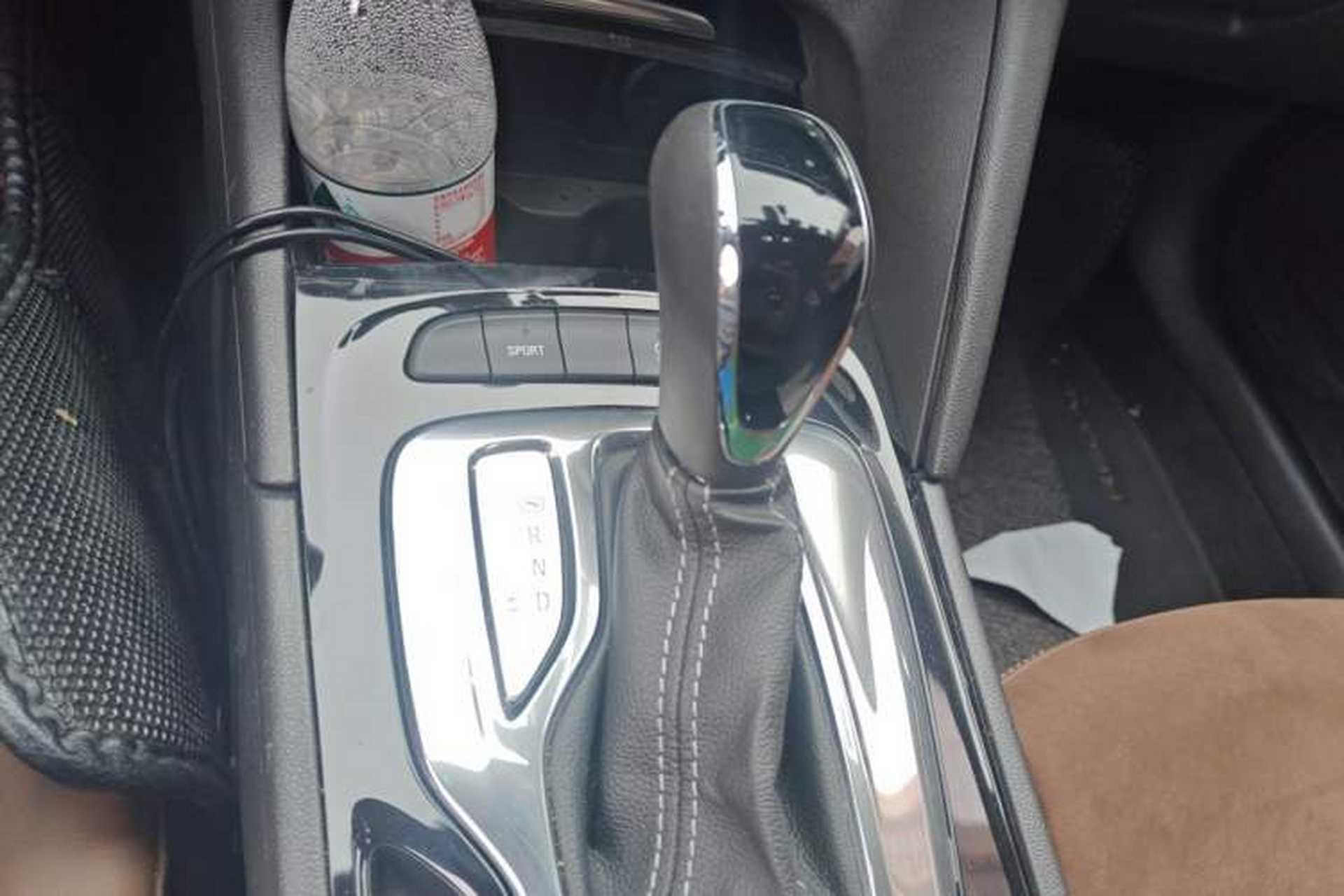 Used Buick Regal 2017 20T Elite Edition Gear Lever
