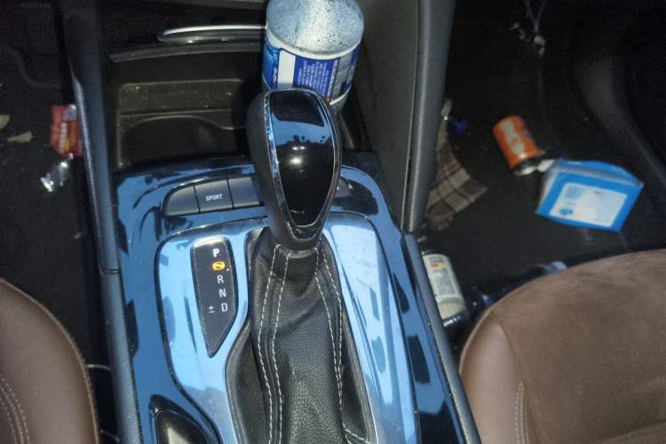 Used Buick Regal 2017 20T Elite Edition Gear Lever