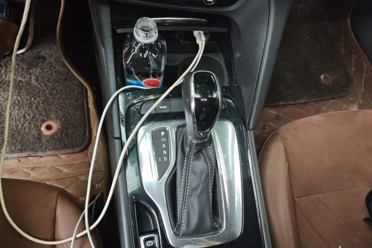 Used Buick Regal 2017 20T Elite Edition Gear Lever