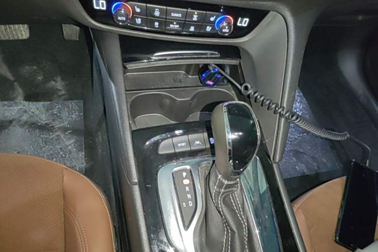 Used Buick Regal 2017 20T Prestige Model Gear Lever