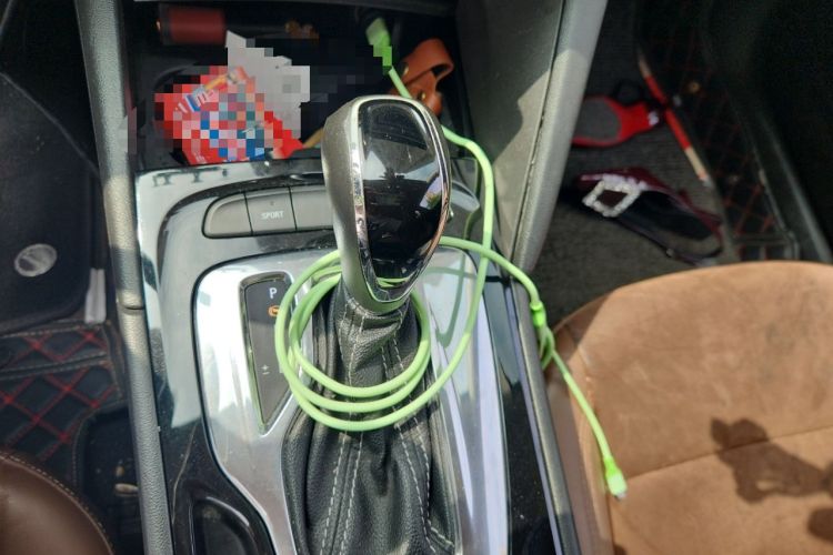 Used Buick Regal 2017 20T Elite Edition Gear Lever