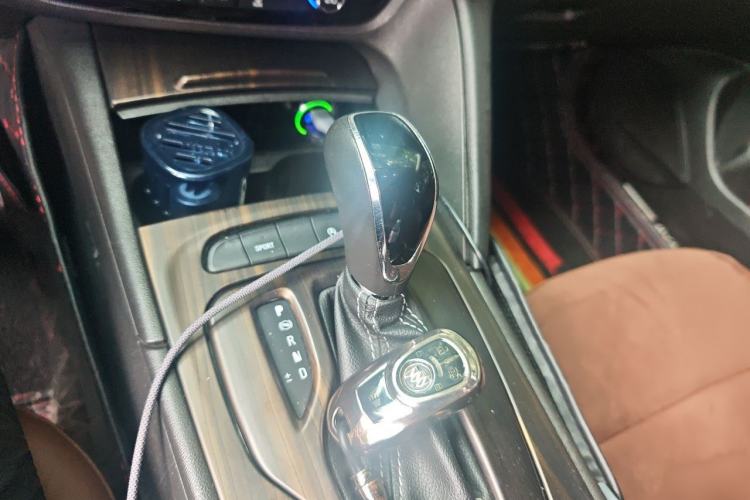 Used Buick Regal 2017 20T Elite Edition Gear Lever