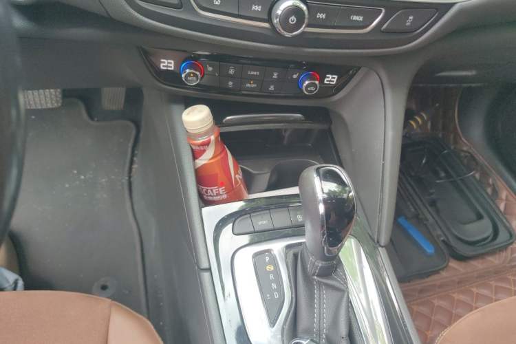 Used Buick Regal 2017 20T Elite Edition Gear Lever