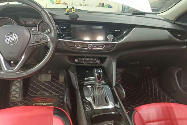 Used Buick Regal 2017 20T Elite Edition Gear Lever