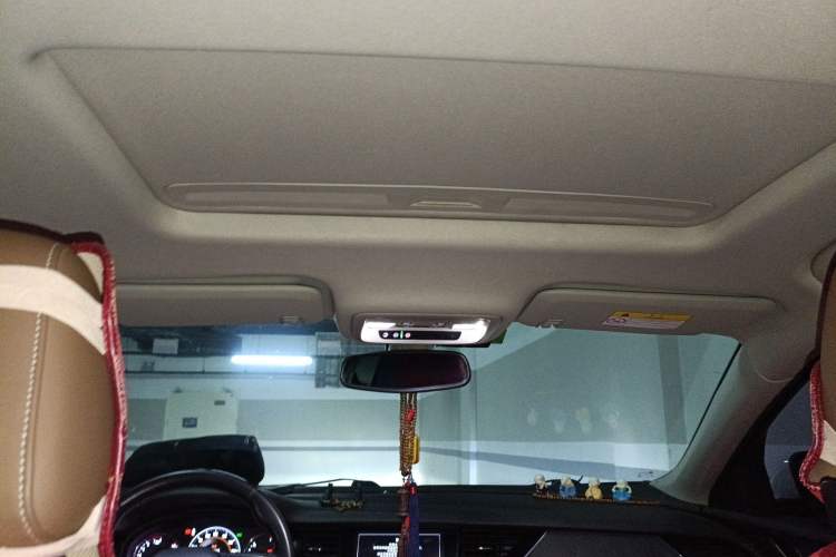 Used Buick Regal 2017 28T Luxury Edition Headliner