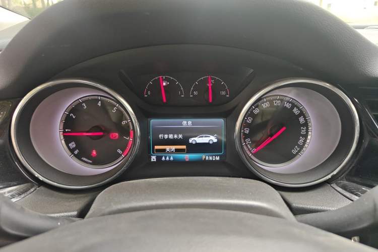 Used Buick Regal 2017 20T Elite Edition Instrument Cluster