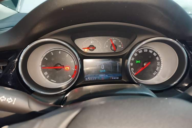 Used Buick Regal 2017 20T Elite Edition Instrument Cluster