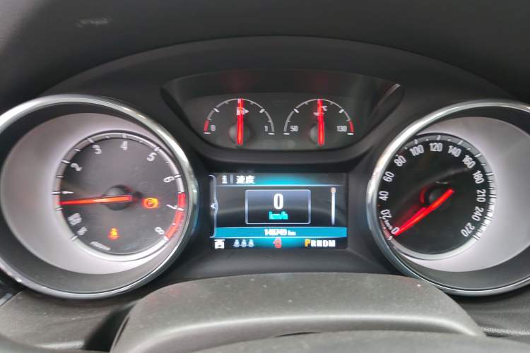 Used Buick Regal 2017 20T Elite Edition Instrument Cluster