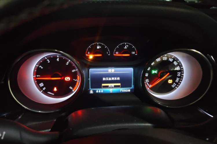 Used Buick Regal 2017 20T Luxury Model Instrument Cluster