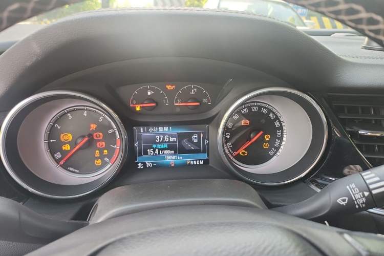 Used Buick Regal 2017 20T Elite Edition Instrument Cluster