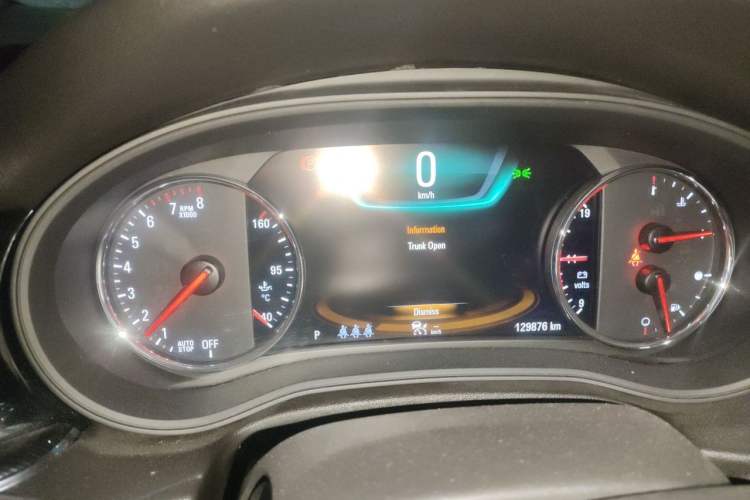 Used Buick Regal 2017 28T Prestige Model Instrument Cluster