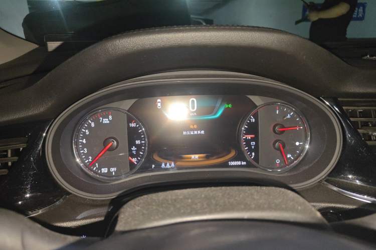 Used Buick Regal 2017 28T Prestige Model Instrument Cluster