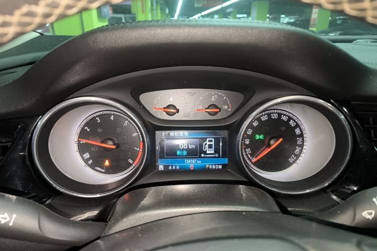 Used Buick Regal 2017 20T Elite Edition Instrument Cluster
