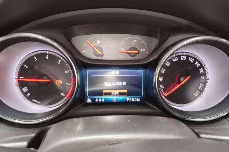 Used Buick Regal 2017 20T Elite Edition Instrument Cluster