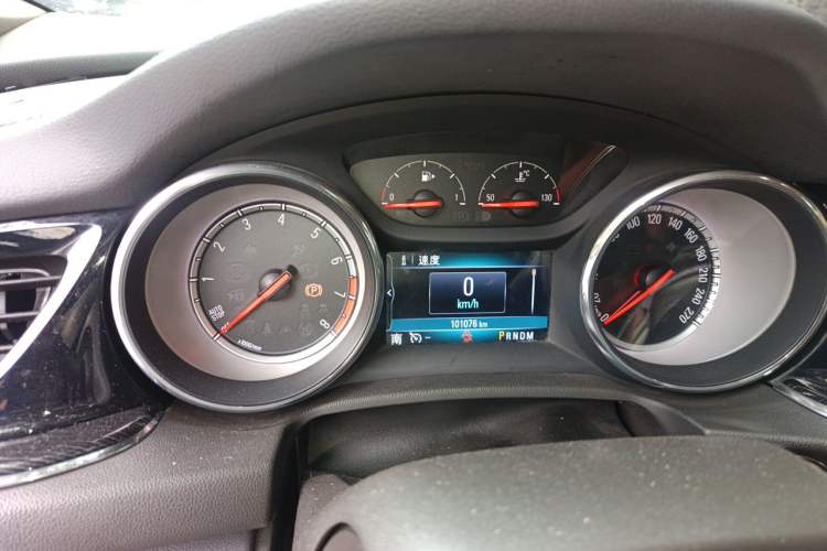 Used Buick Regal 2017 20T Elite Edition Instrument Cluster
