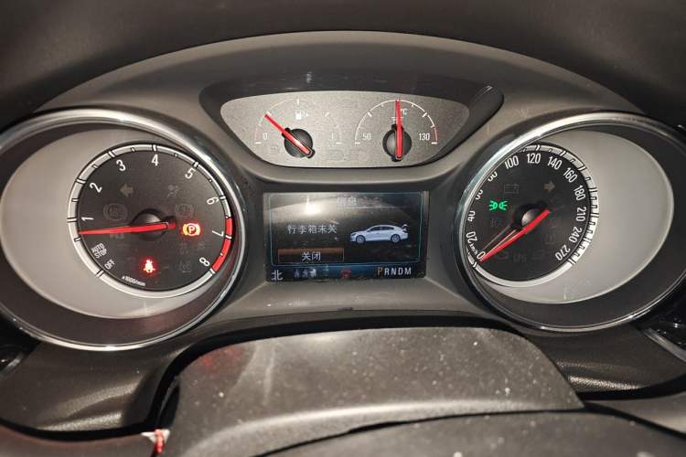 Used Buick Regal 2017 20T Elite Edition Instrument Cluster