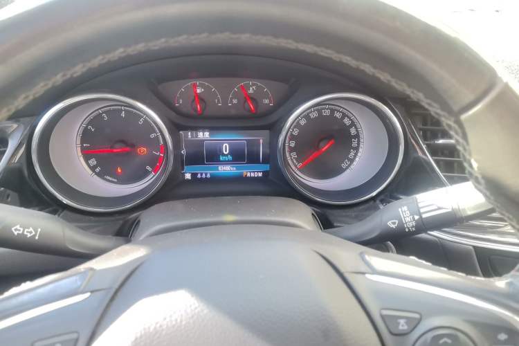 Used Buick Regal 2017 20T Elite Edition Instrument Cluster