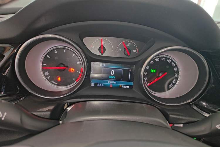 Used Buick Regal 2017 20T Luxury Model Instrument Cluster