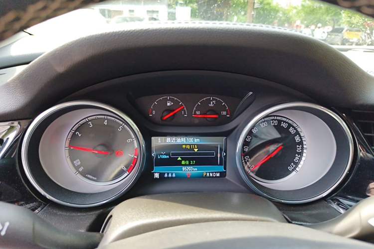 Used Buick Regal 2017 20T Luxury Model Instrument Cluster