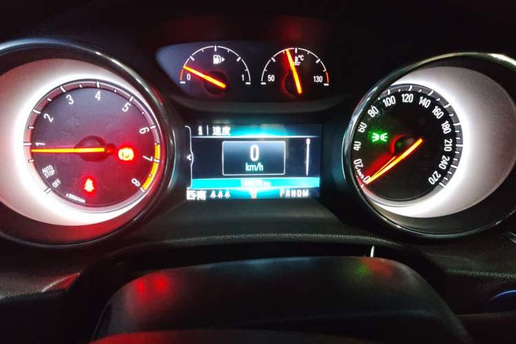 Used Buick Regal 2017 20T Elite Edition Instrument Cluster