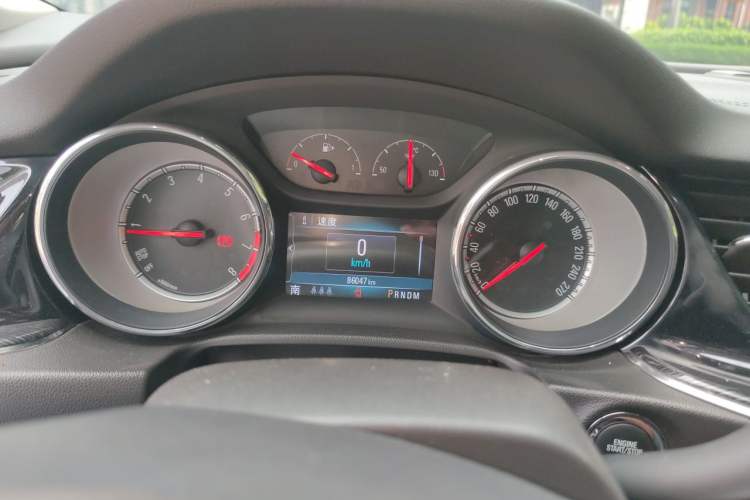 Used Buick Regal 2017 20T Elite Edition Instrument Cluster
